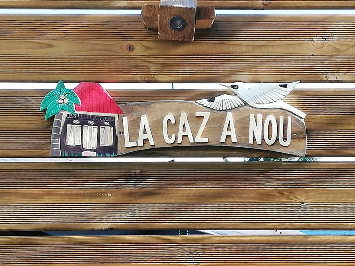 La Caz A Nou Lägenhet Saint Pierre Exteriör bild